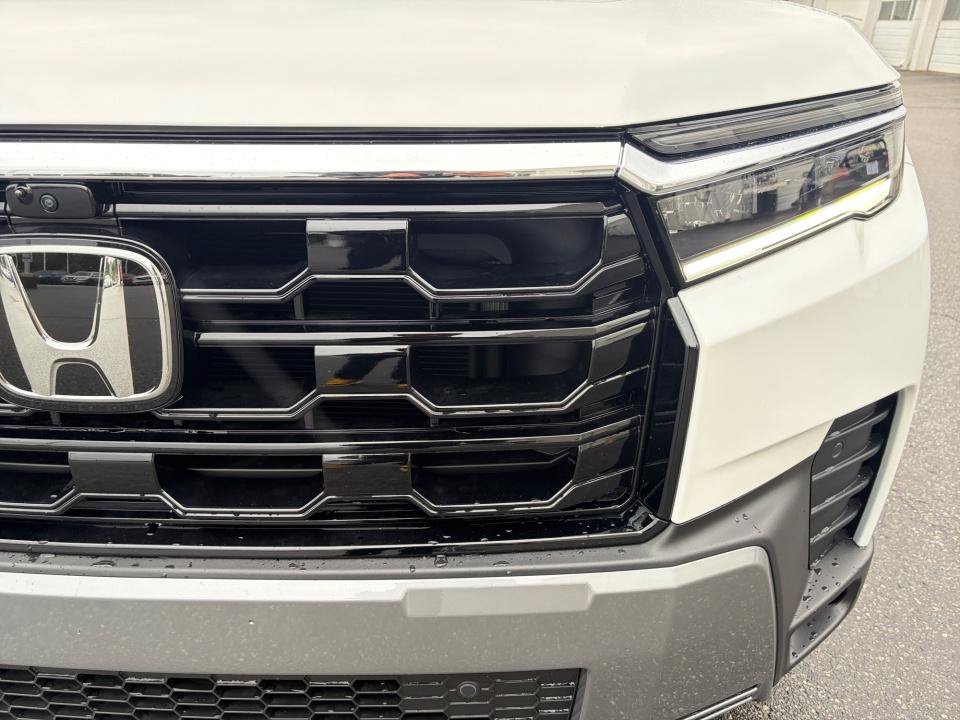 New 2026 Honda Pilot Touring image 26