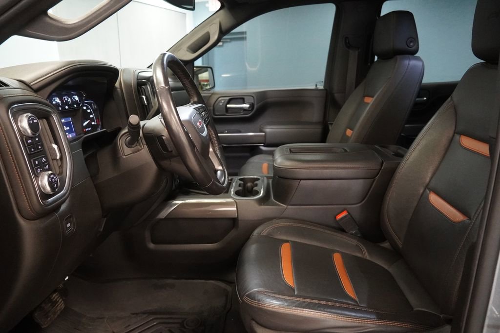 Used 2022 GMC Sierra 1500 AT4 w/ AT4 Preferred Package AWD/4WD image 4
