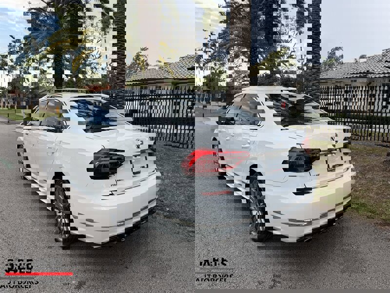 Used 2017 Volkswagen Passat 1.8T R-Line image 12