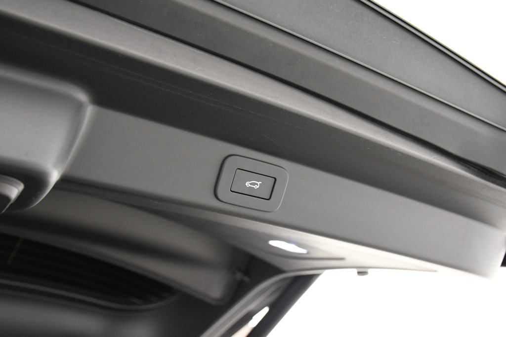 Certified 2025 Land Rover Range Rover Sport Autobiography AWD/4WD image 24