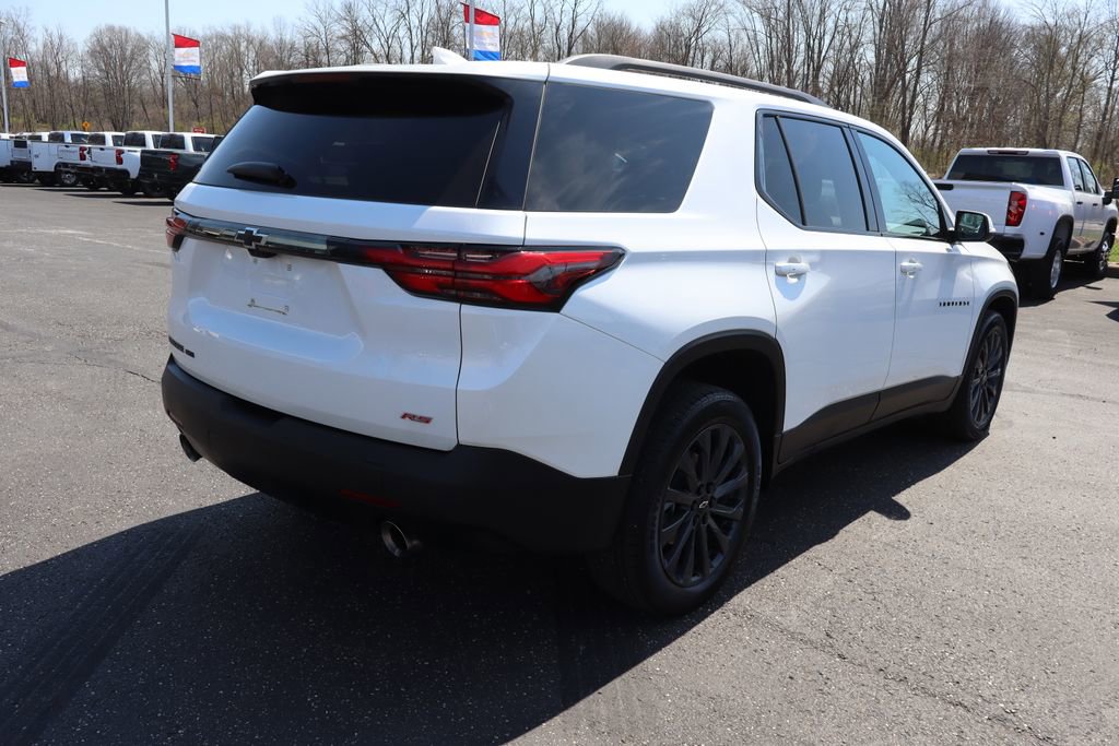 Used 2023 Chevrolet Traverse RS image 36