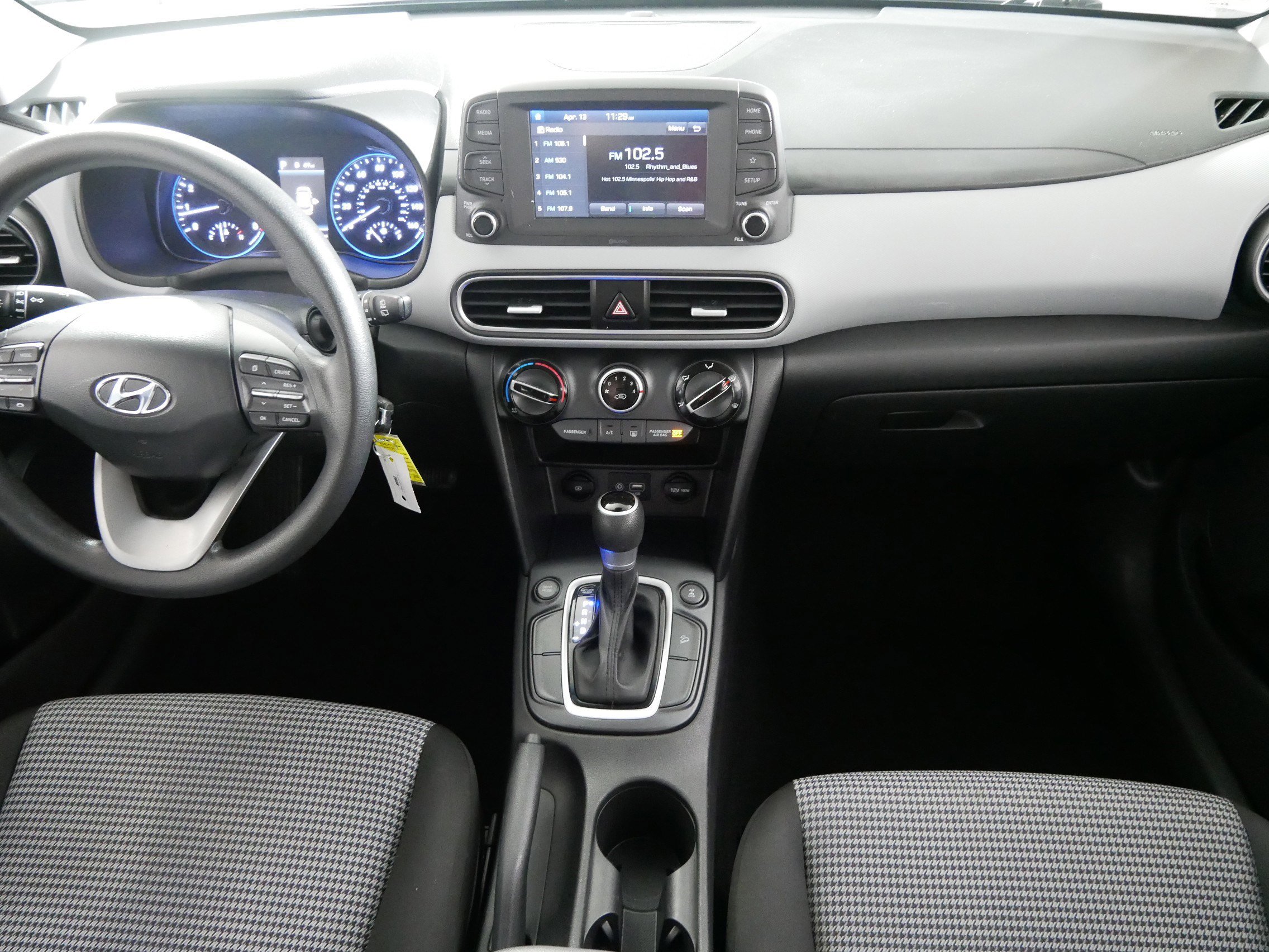Used 2021 Hyundai Kona SE AWD/4WD image 10
