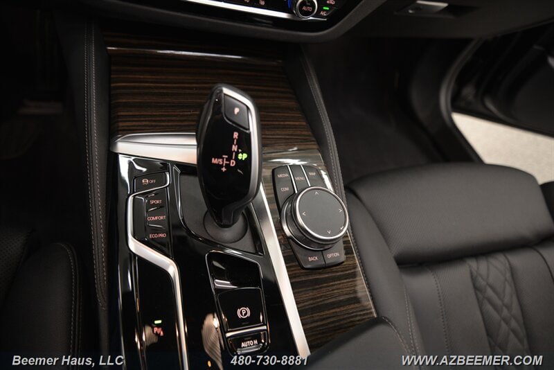Used 2023 BMW 530i w/ M Sport Package RWD image 41