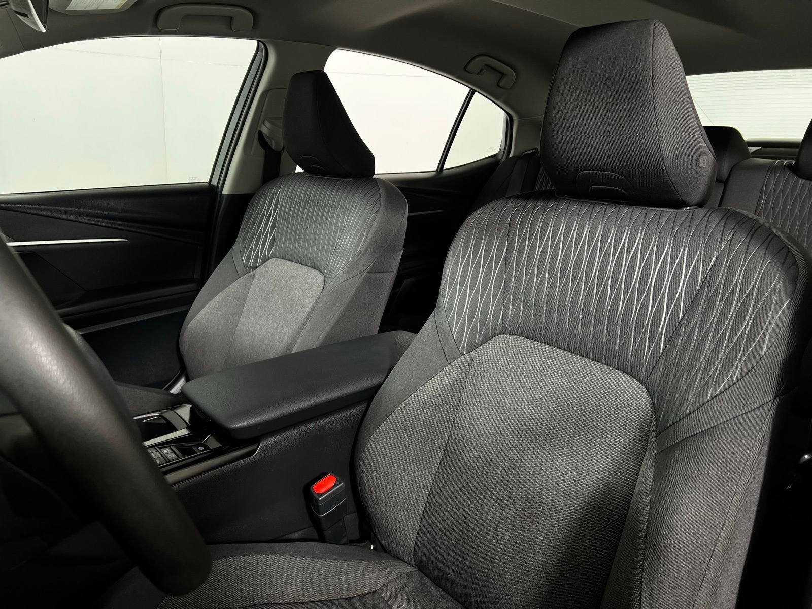 Certified 2025 Toyota Camry LE image 13