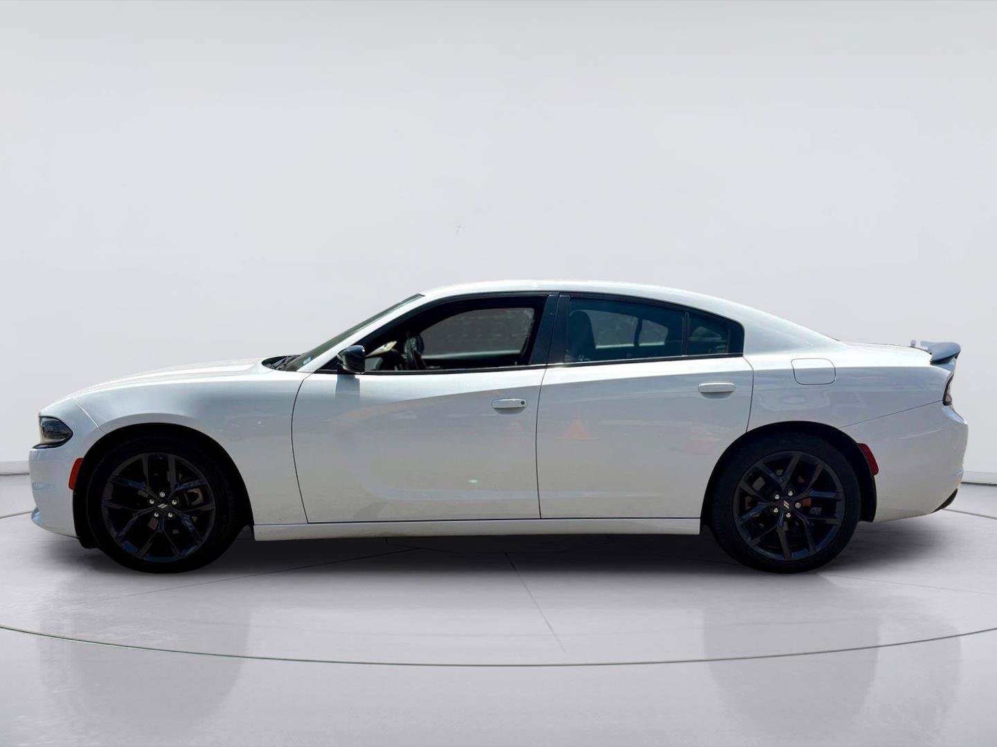 Used 2023 Dodge Charger SXT w/ Blacktop Package RWD image 8
