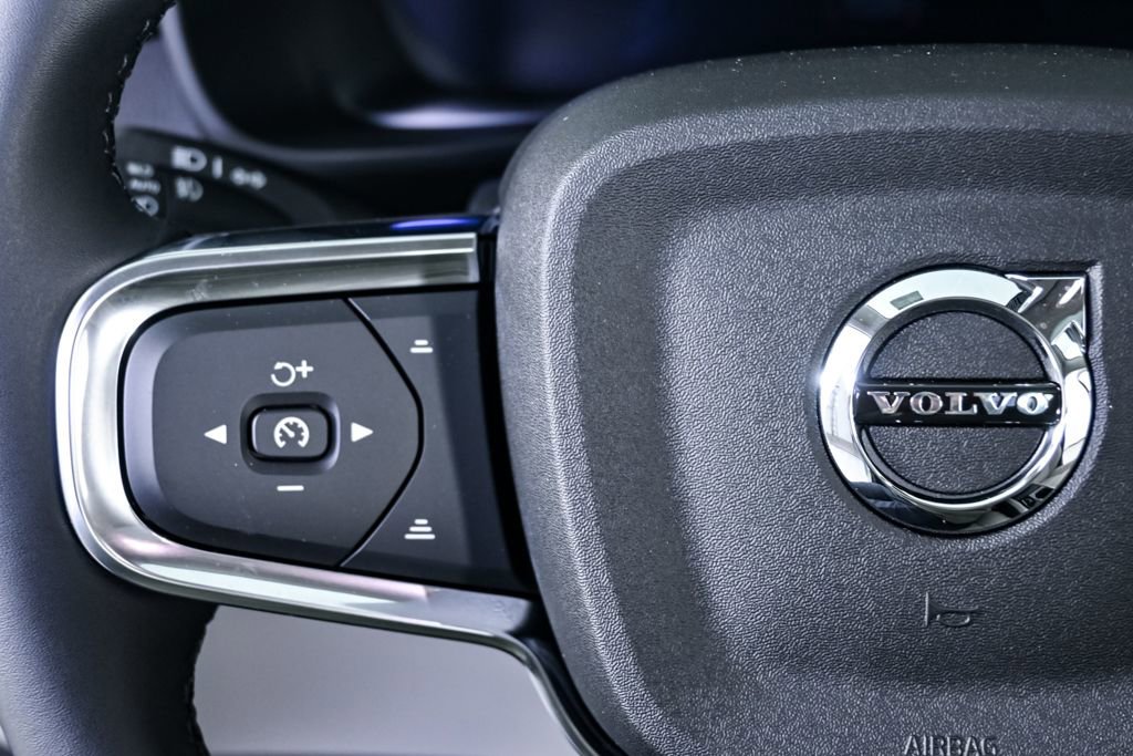 New 2026 Volvo XC40 B5 Ultra w/ Climate Package image 10