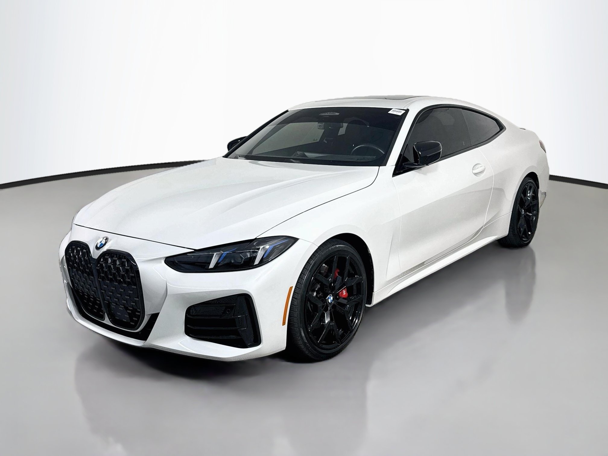 Used 2026 BMW 430i Coupe w/ M Sport Package RWD image 4