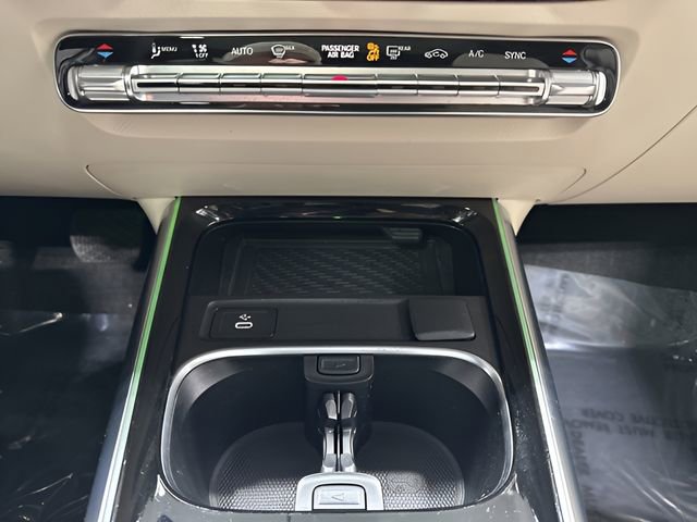 Used 2025 Mercedes-Benz GLA 250 4MATIC image 24