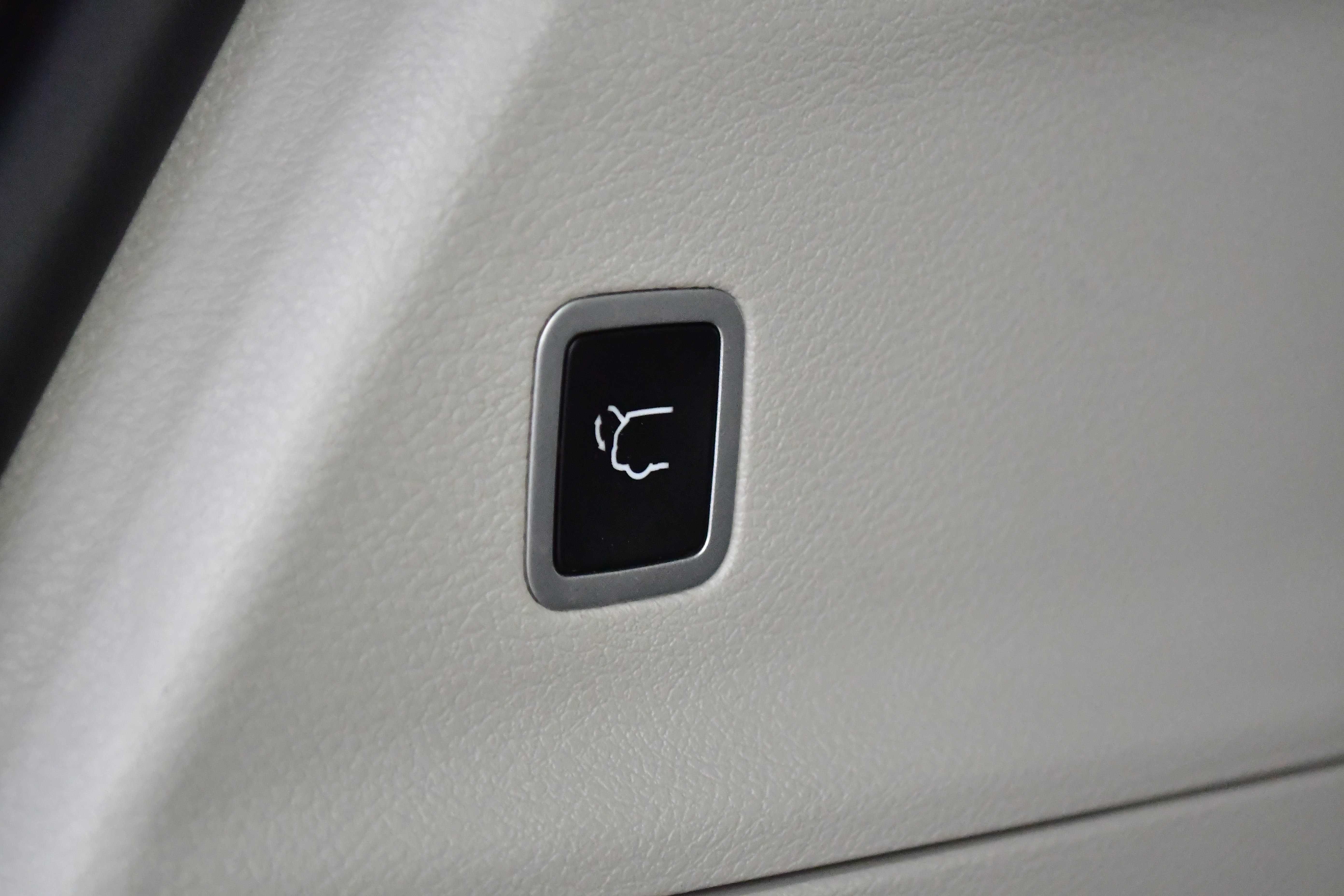 Used 2024 Chrysler Pacifica Limited image 13