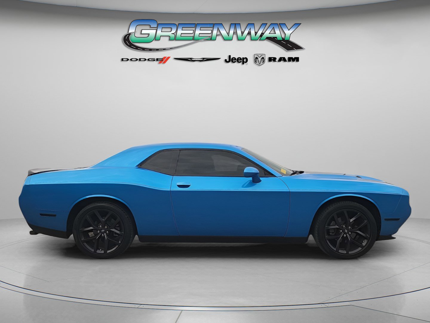Used 2023 Dodge Challenger SXT w/ Blacktop Package image 5
