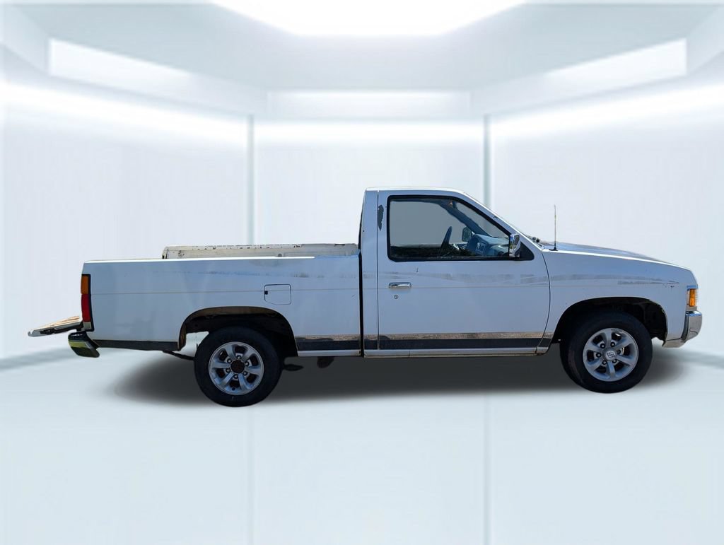 Used 1997 Nissan Pickup XE RWD image 5