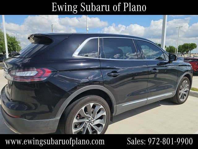 Used 2023 Lincoln Nautilus Reserve image 4