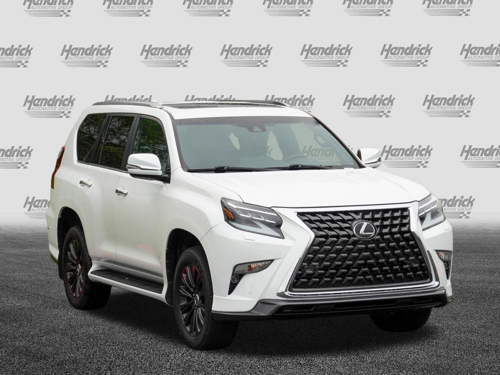 Used 2022 Lexus GX 460 Premium w/ Accessory Package AWD/4WD image 2