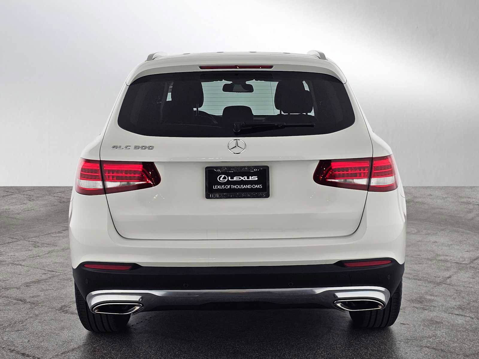 Used 2019 Mercedes-Benz GLC 300 image 4