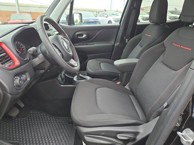 Used 2023 Jeep Renegade Trailhawk AWD/4WD image 91