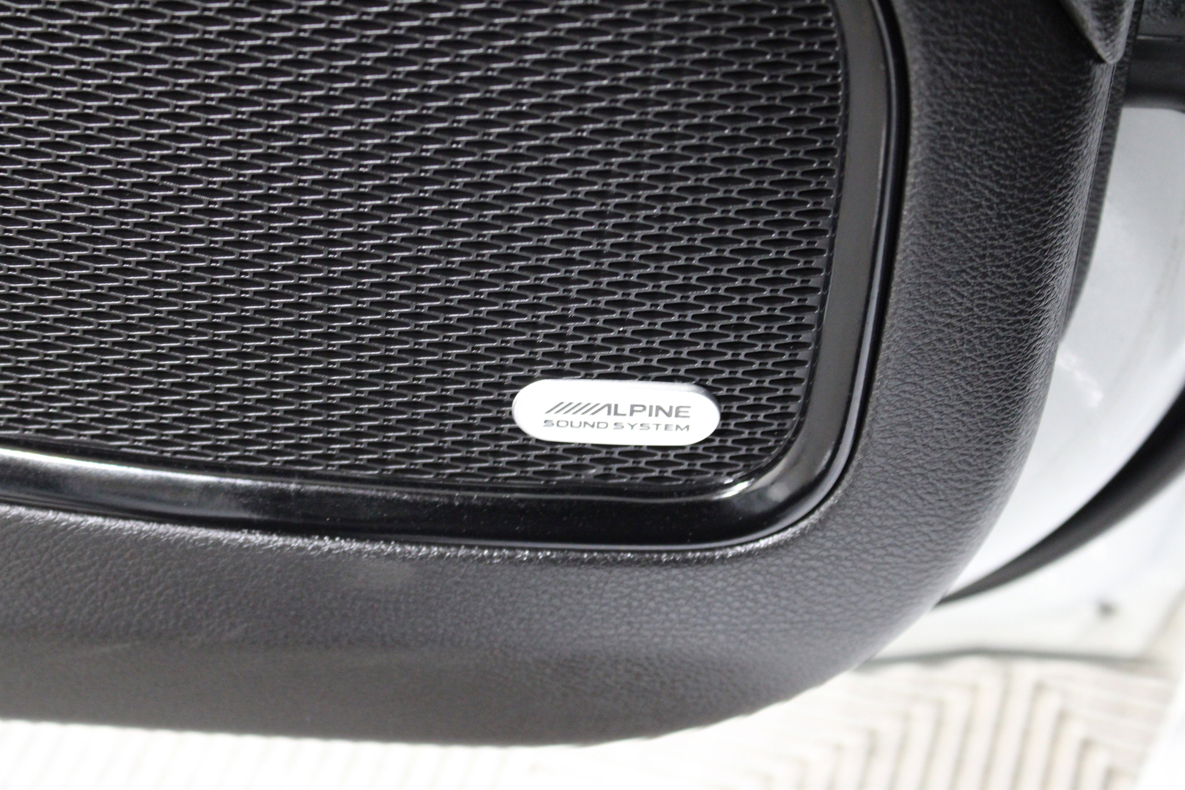 Used 2025 Jeep Compass Limited w/ High Altitude Package image 8