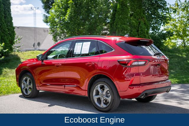 Used 2024 Ford Escape ST-Line w/ Tech Pack #1 AWD/4WD image 7