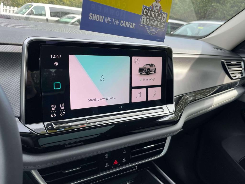 Used 2024 Volkswagen Atlas Peak Edition SE image 29