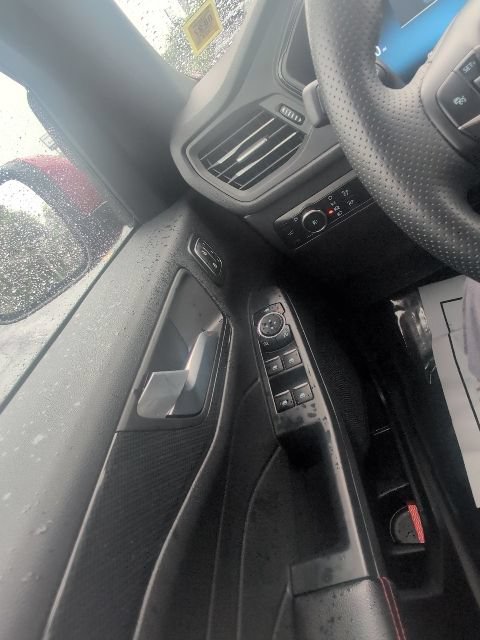 Used 2023 Ford Escape ST-Line Elite AWD/4WD image 14