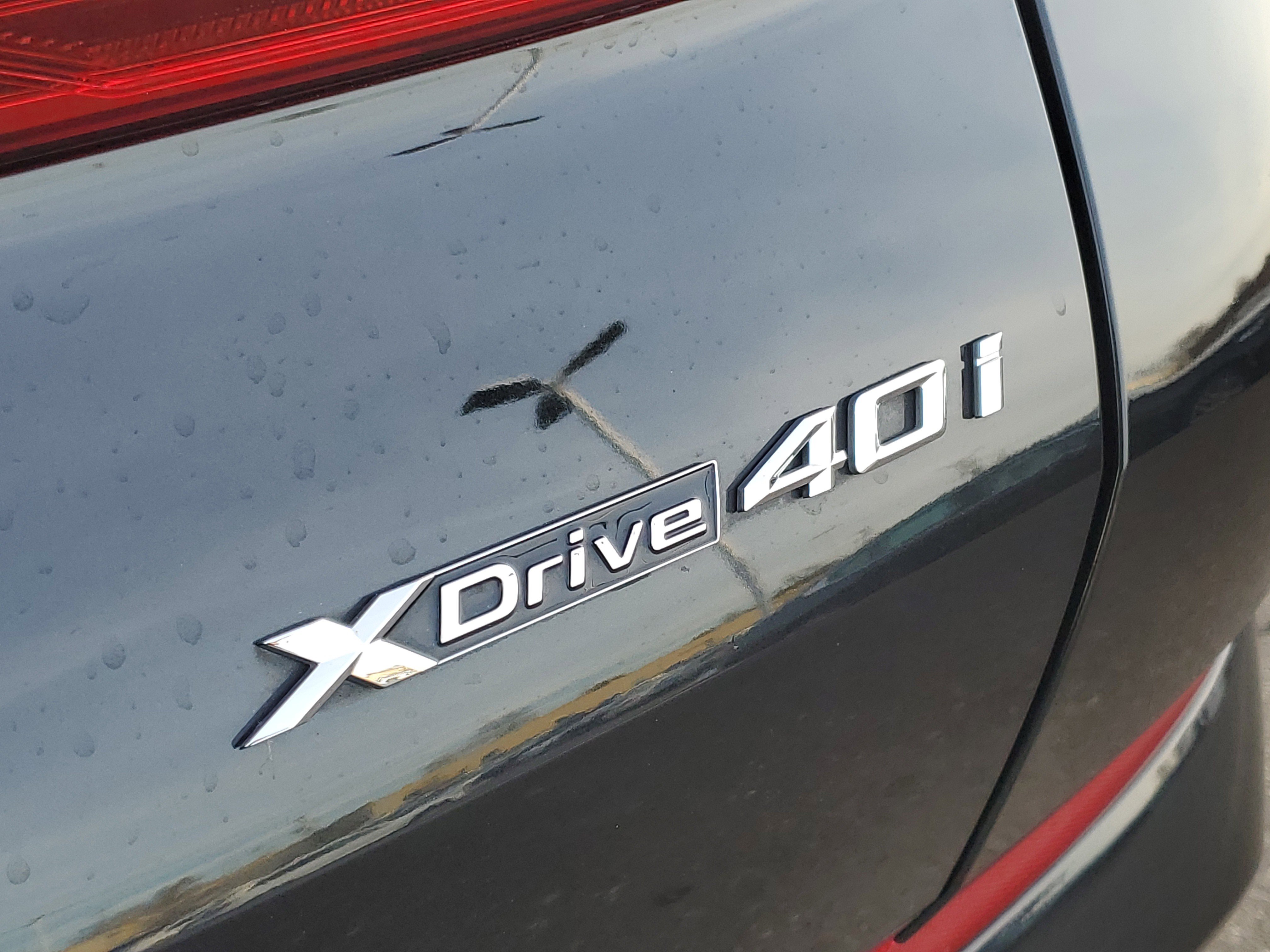 Certified 2024 BMW X6 xDrive40i w/ Parking Assistance Package image 31