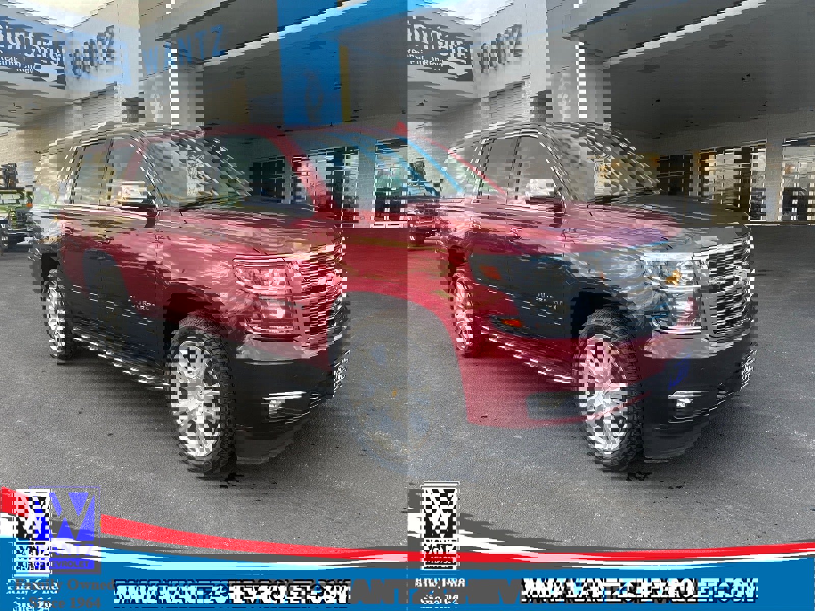 Used 2017 Chevrolet Suburban Premier image 4