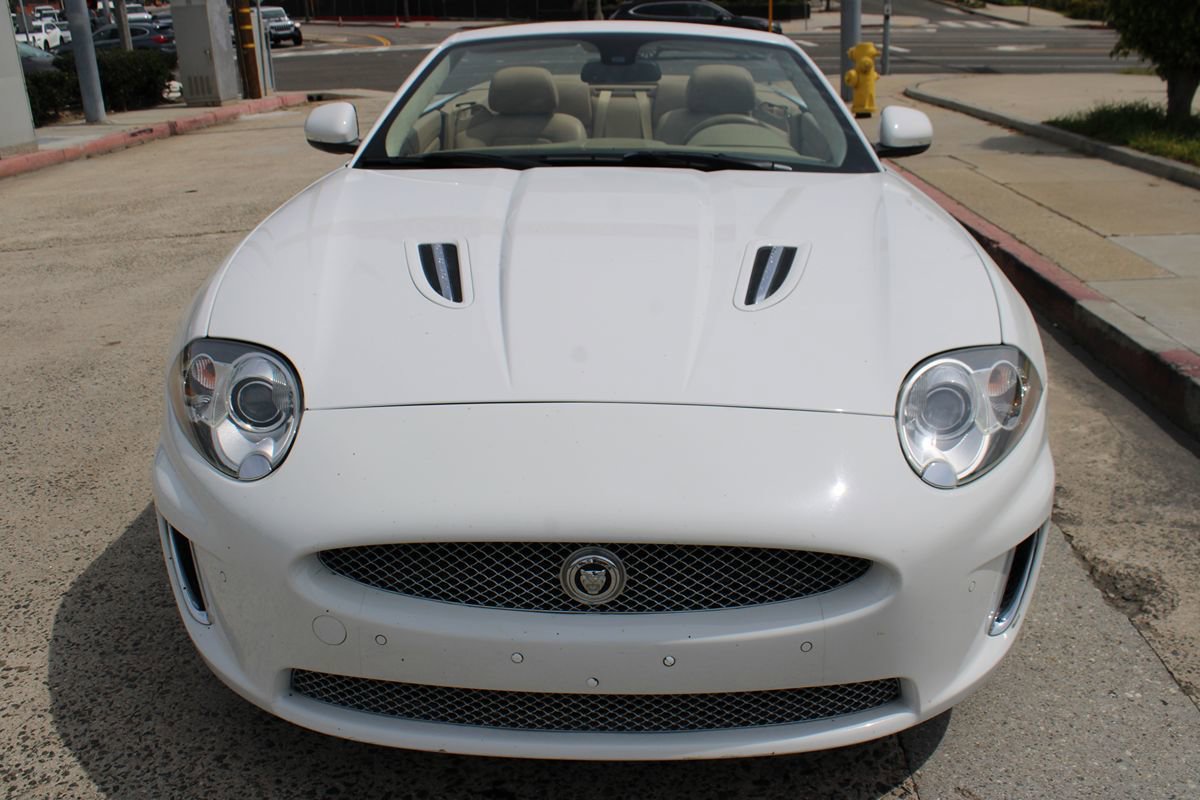 Used 2011 Jaguar XKR R image 9