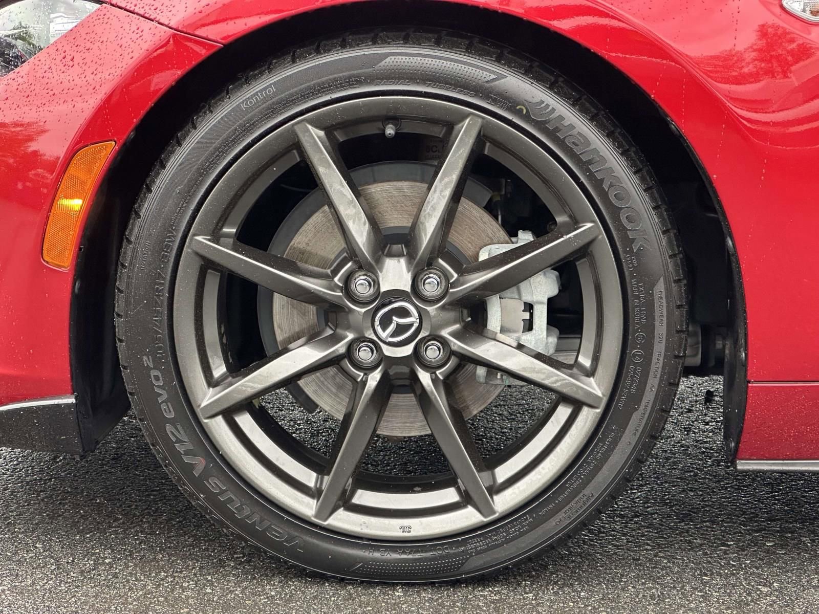 Used 2016 MAZDA MX-5 Miata Club RWD image 7
