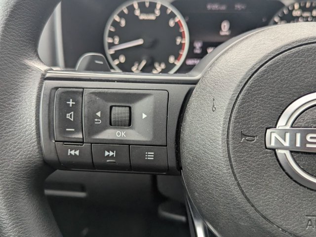 Certified 2022 Nissan Rogue S FWD image 18