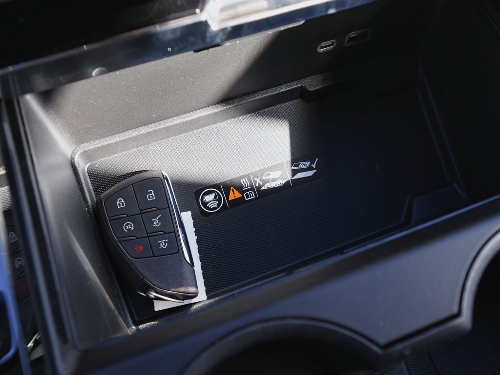 New 2026 GMC Yukon XL Denali w/ Denali Reserve Package image 35