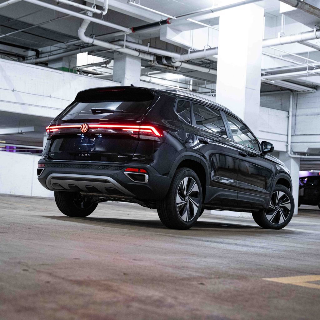 New 2026 Volkswagen Taos SE AWD/4WD image 6