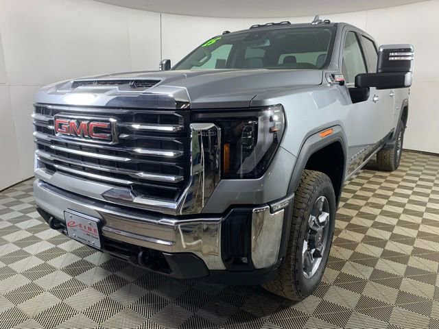Used 2025 GMC Sierra 2500 SLT w/ SLT Convenience Package image 2