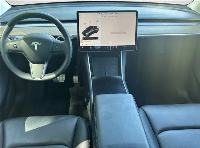 Used 2024 Tesla Model Y Long Range AWD/4WD image 16