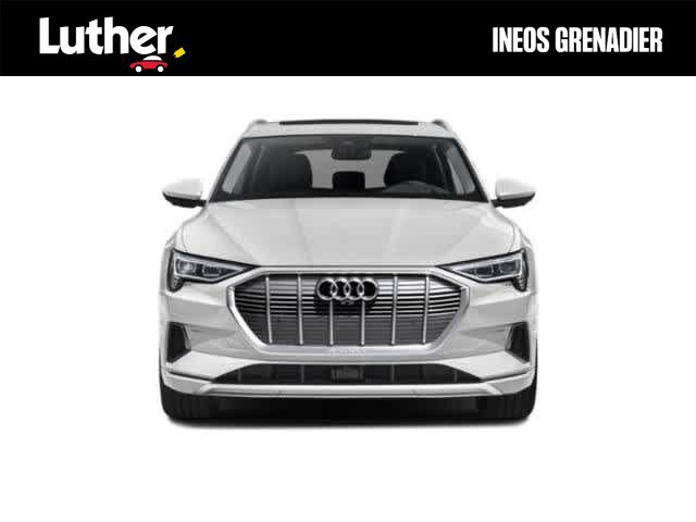 Used 2019 Audi e-tron Prestige w/ Prestige Package image 4