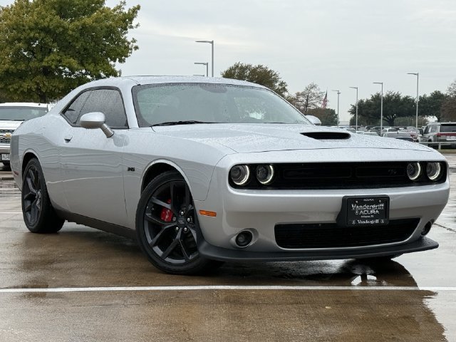 Used 2023 Dodge Challenger R/T w/ Plus Package RWD image 2