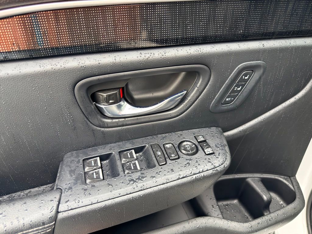 Used 2023 Honda Pilot Elite image 25