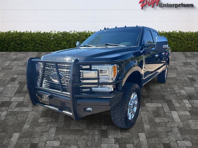 Used 2019 Ford F250 Platinum w/ Platinum Ultimate Package image 5