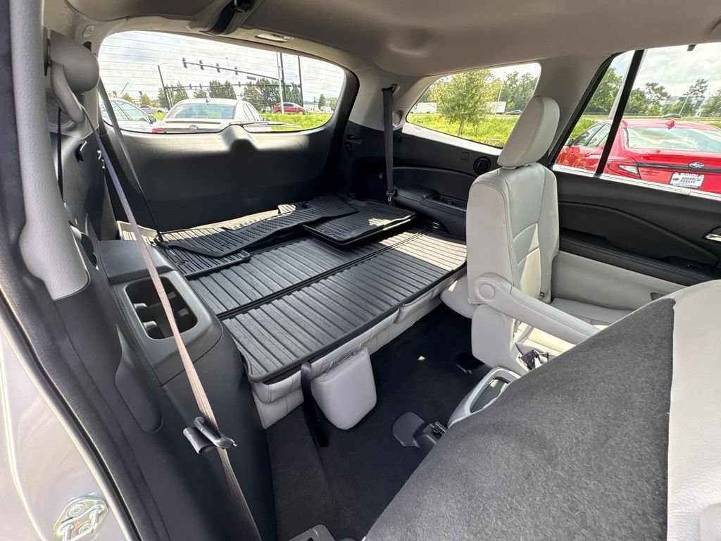 Used 2019 Honda Pilot Touring image 25