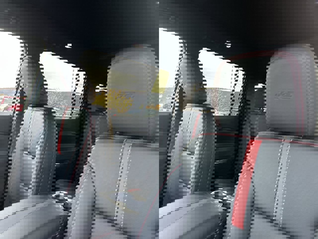 New 2026 Chevrolet Traverse RS w/ LPO, Floor Liner Package image 23