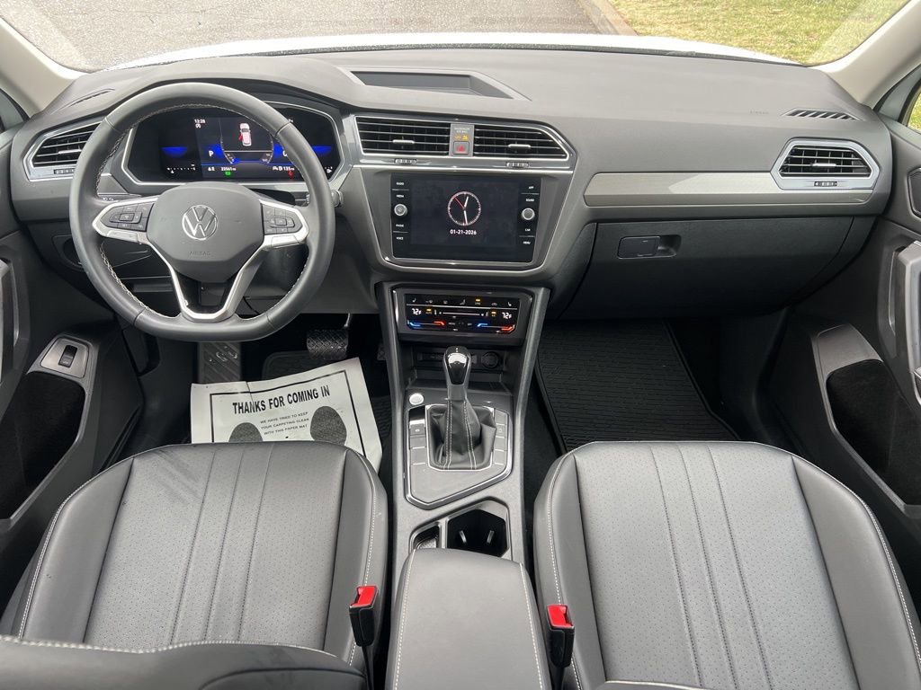 Used 2022 Volkswagen Tiguan SE image 25