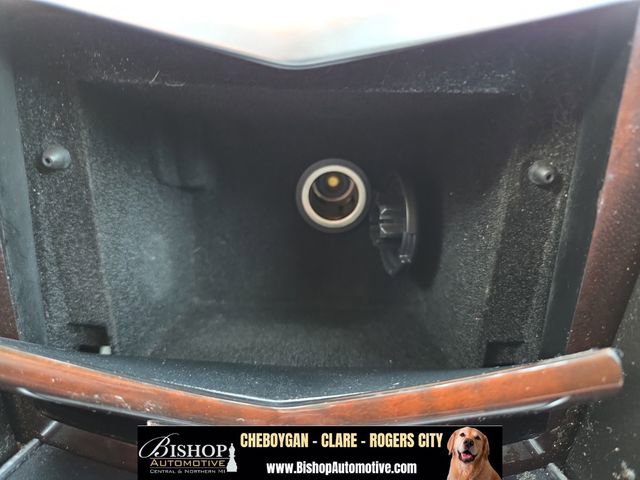 Used 2015 Cadillac SRX Luxury w/ Driver Awareness Package FWD image 28