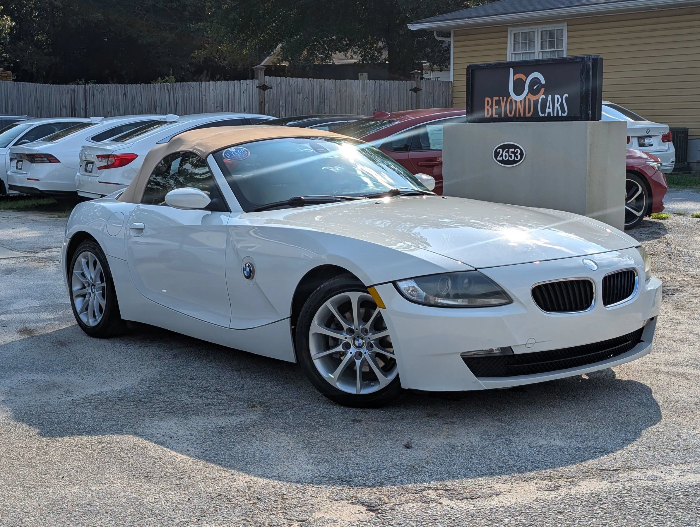Used 2008 BMW Z4 3.0i RWD image 1
