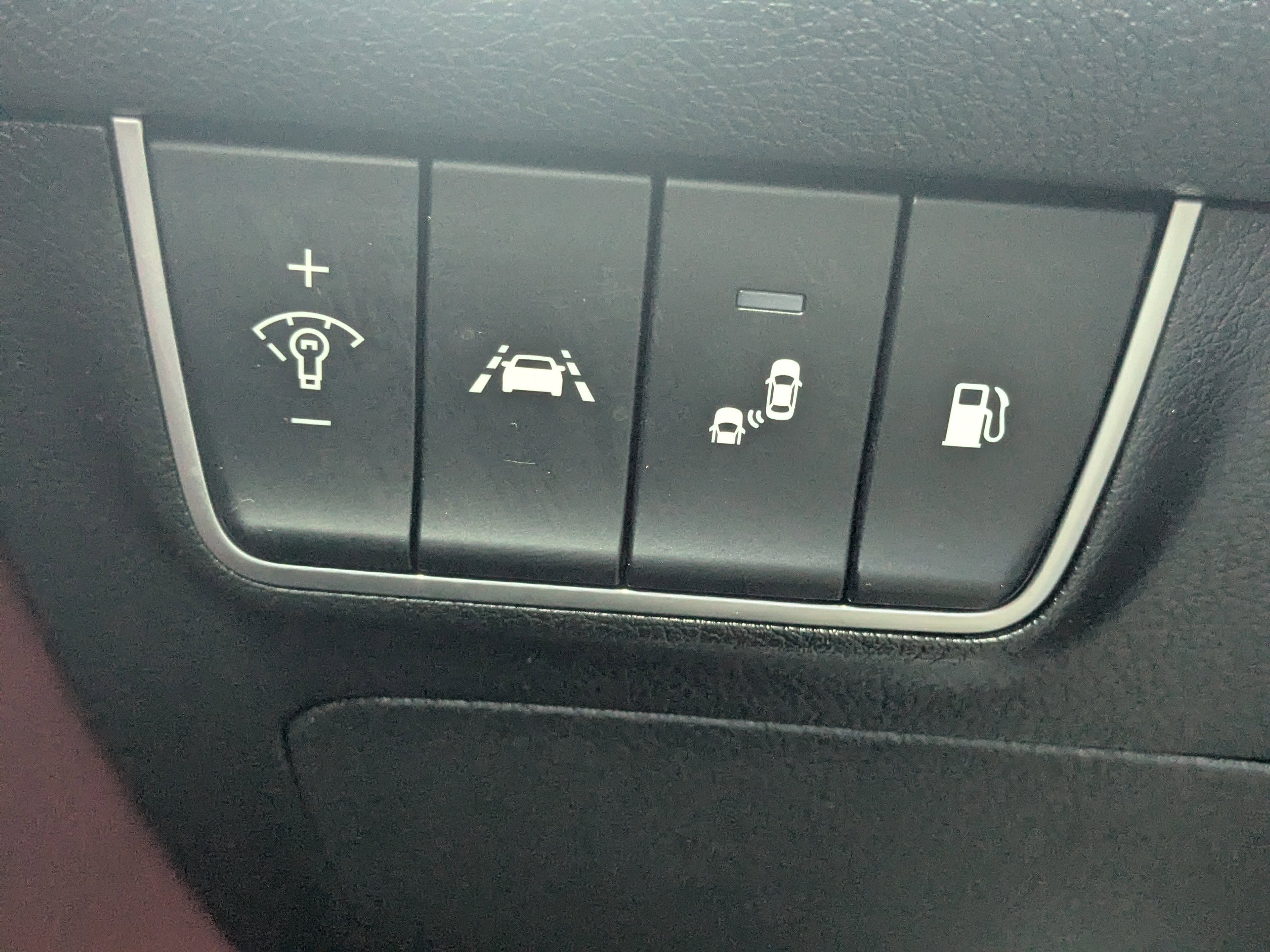 Certified 2020 Kia Stinger GT1 image 32