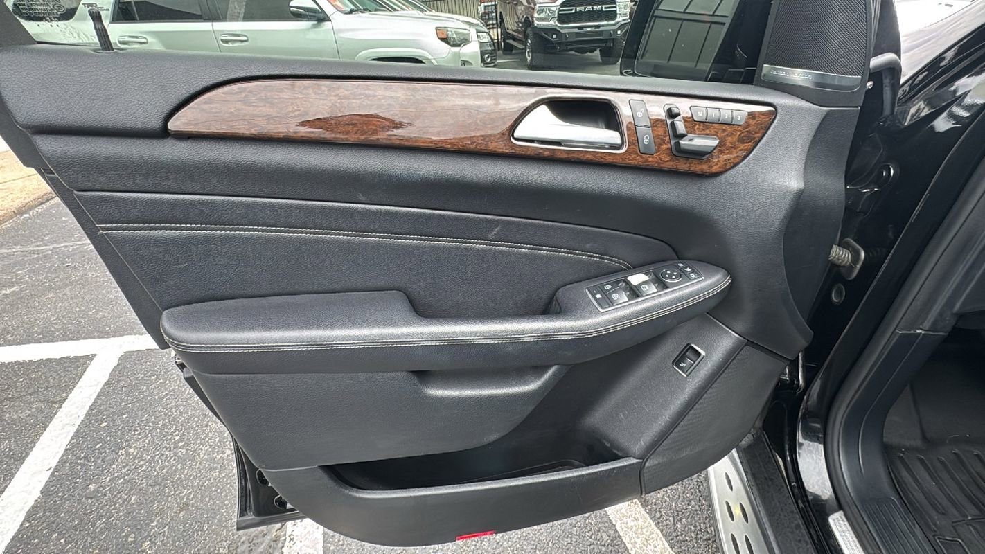 Used 2013 Mercedes-Benz ML 350 4MATIC image 12