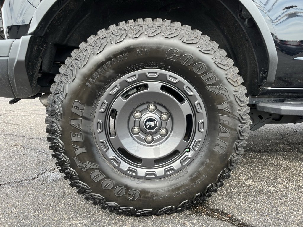 Used 2024 Ford Bronco Badlands image 34