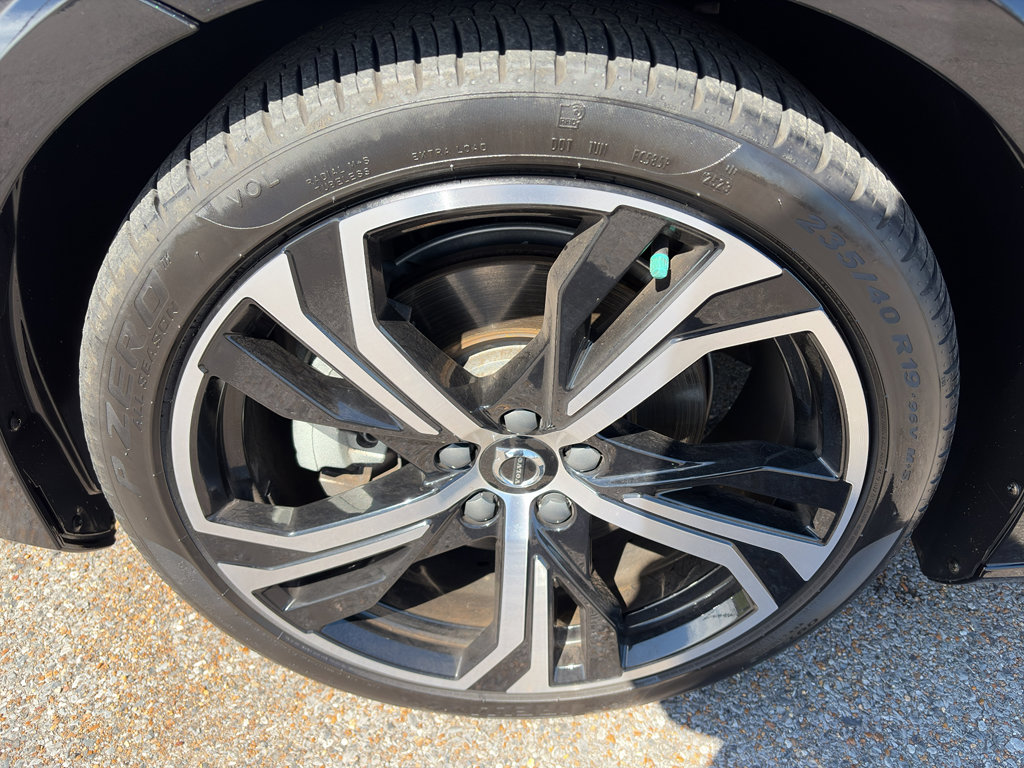 Used 2024 Volvo S60 B5 Core w/ Climate Package image 30