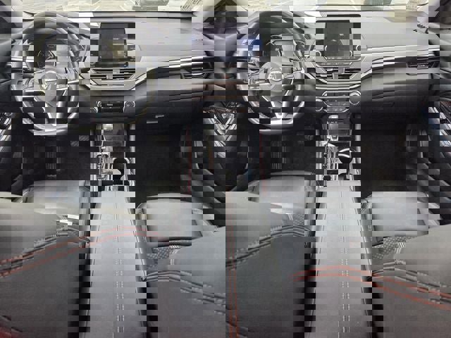 Used 2023 Nissan Altima 2.5 SR image 10