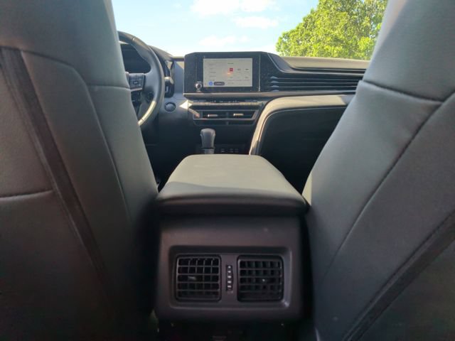 Used 2026 Toyota Camry SE FWD image 27