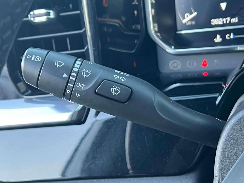 Used 2023 GMC Sierra 1500 SLT w/ SLT Convenience Package AWD/4WD image 23