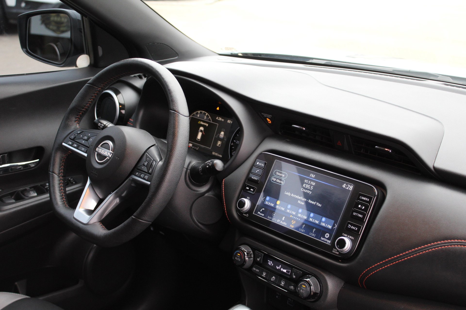 Used 2024 Nissan Kicks SR w/ SR Premium Package image 16