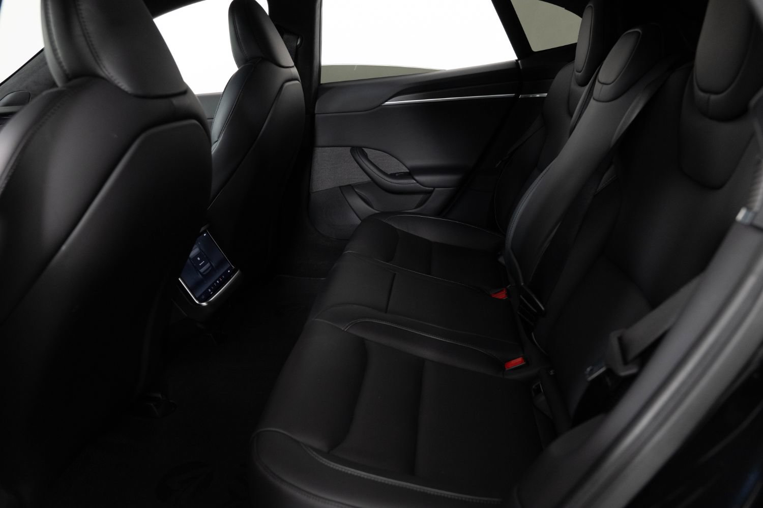 Used 2023 Tesla Model S Plaid AWD/4WD image 17